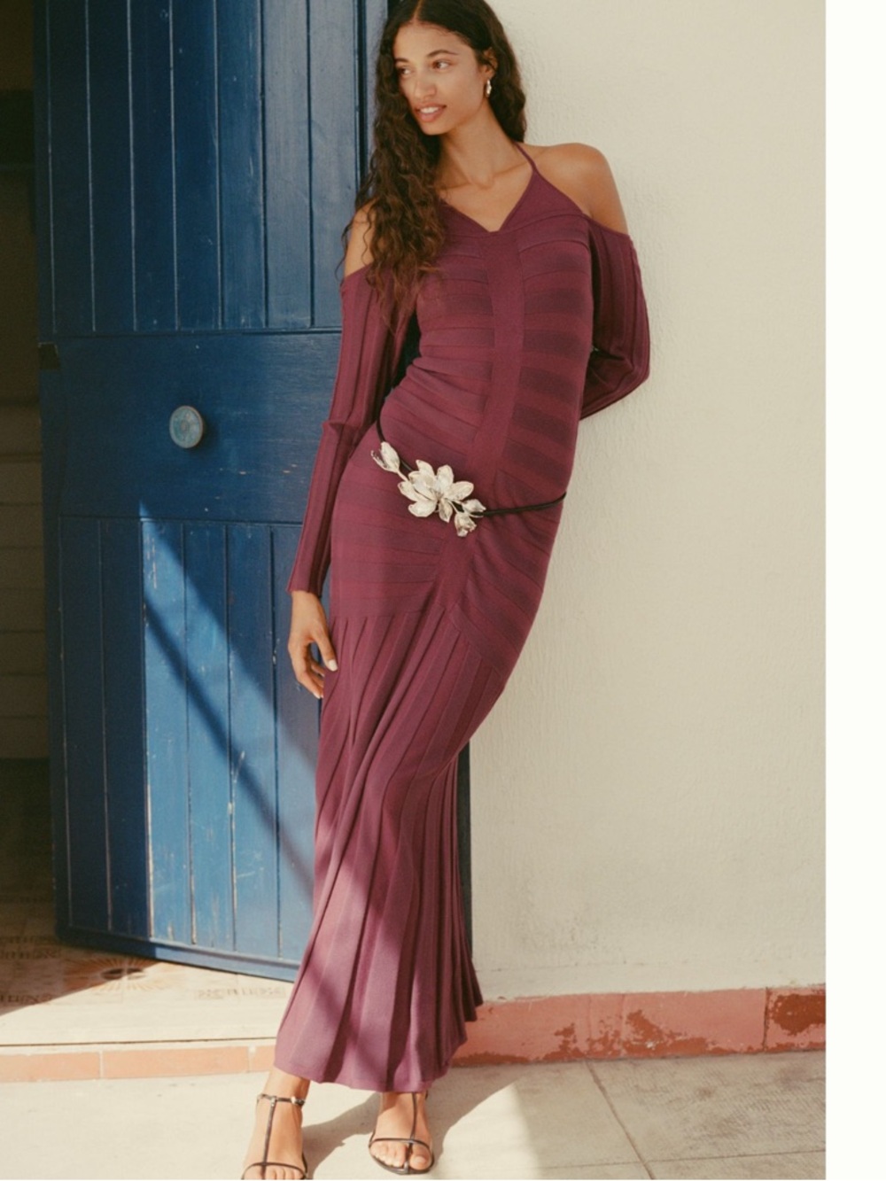 Nwt knit Plunge Cold-Shoulder sweater Maxi Dress in Deep Plum